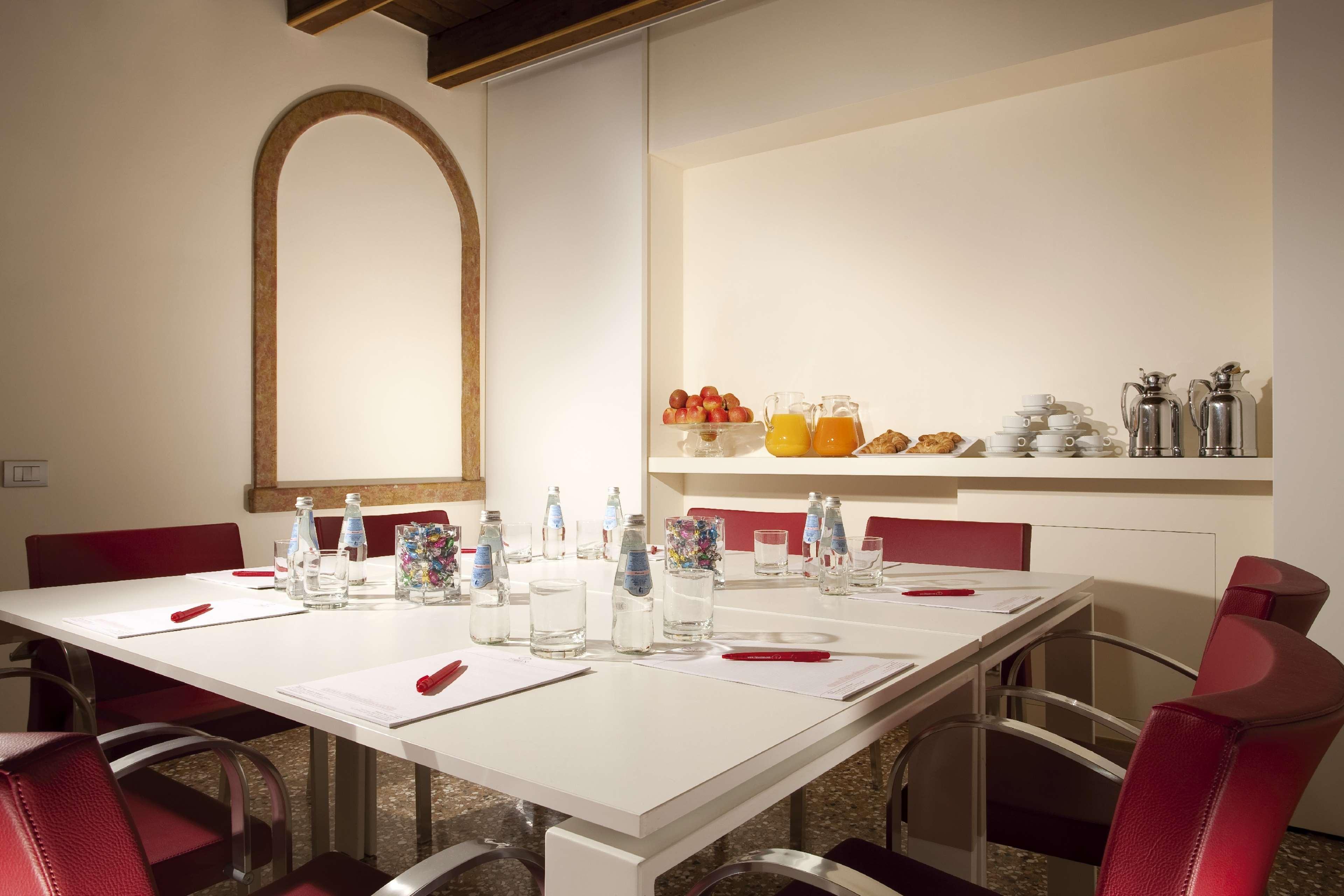 Best Western Titian Inn Hotel Treviso Silea Exterior photo