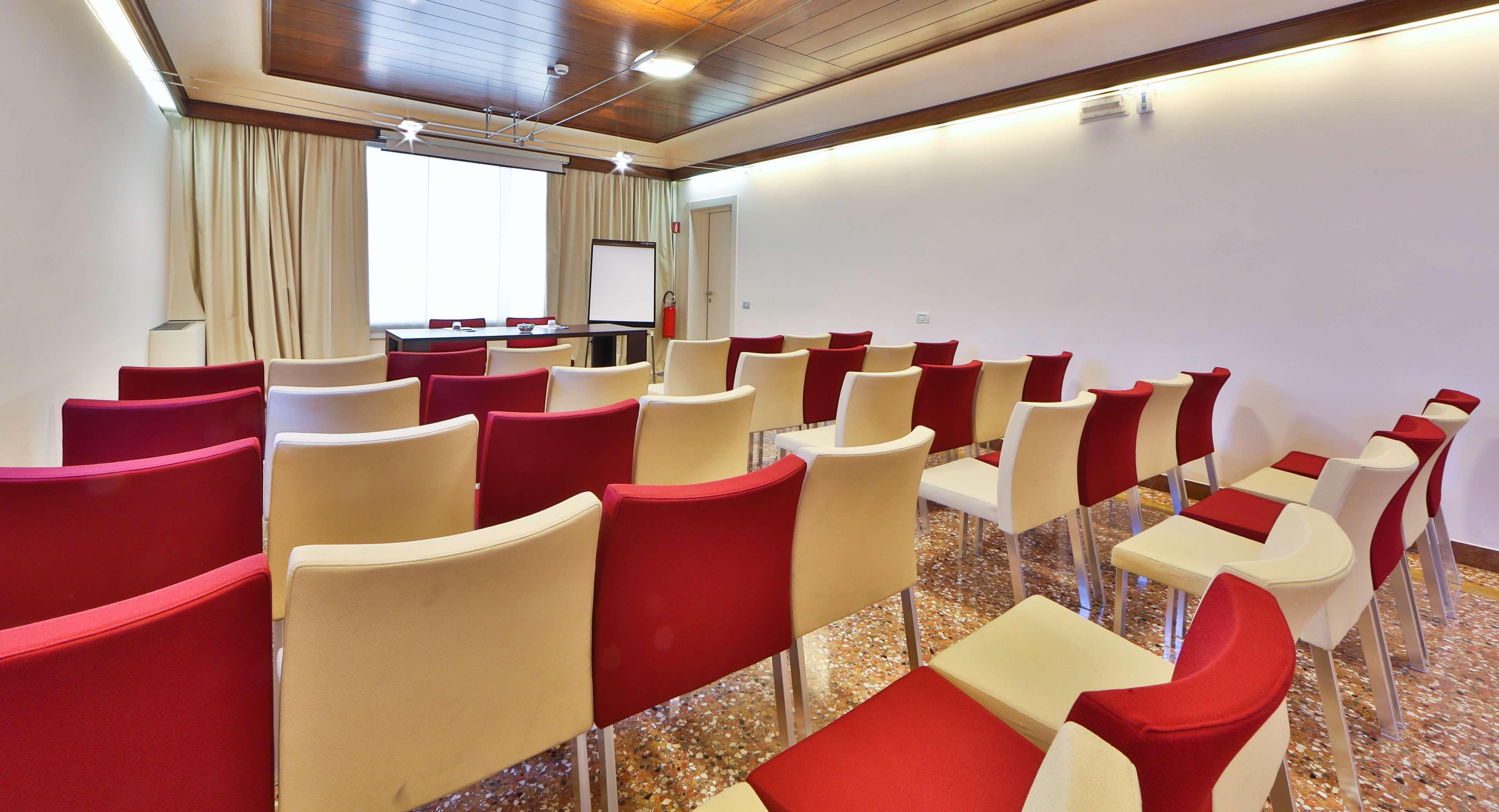 Best Western Titian Inn Hotel Treviso Silea Exterior photo